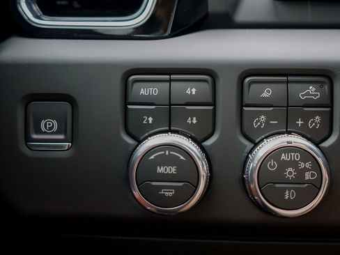 New 2026 GMC Sierra 3500 Denali Ultimate image 16