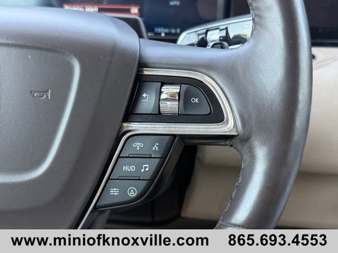 Used 2023 Lincoln Navigator Reserve AWD/4WD image 24