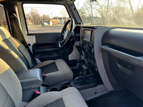 Used 2008 Jeep Wrangler Unlimited X image 29