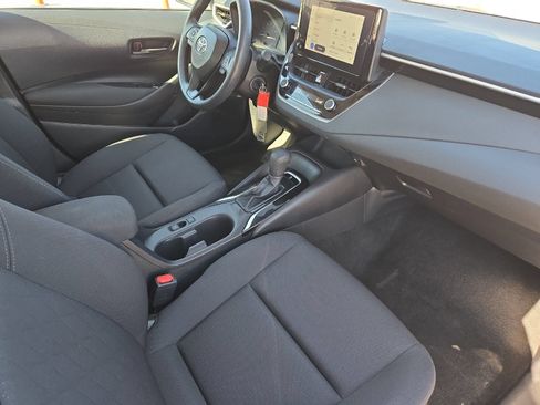 Certified 2025 Toyota Corolla LE FWD image 14