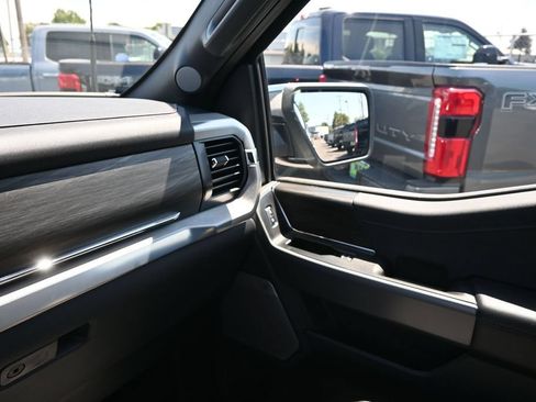 Used 2025 Ford F150 Lariat w/ Equipment Group 501A Mid AWD/4WD image 17