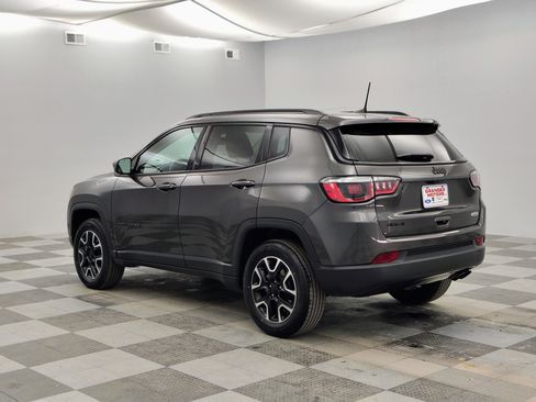 Used 2020 Jeep Compass Sport image 9