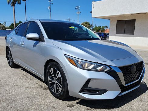 Used 2022 Nissan Sentra SV FWD image 3