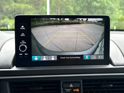Certified 2025 Honda Pilot EX-L image 27