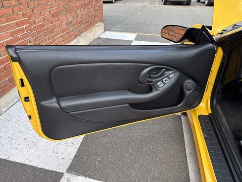 Used 2002 Pontiac Firebird Trans Am RWD image 35