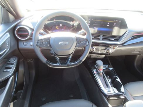 New 2026 Chevrolet Trax RS w/ Driver Confidence Package FWD image 14