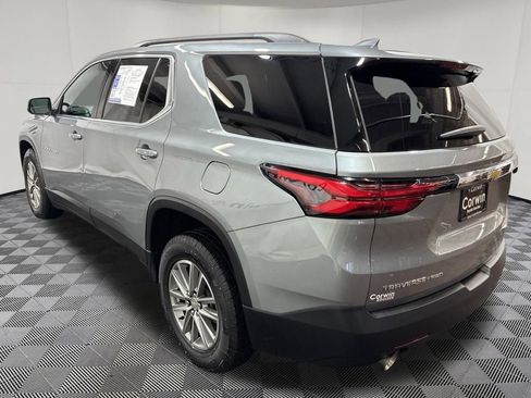 Used 2023 Chevrolet Traverse LT AWD/4WD image 5