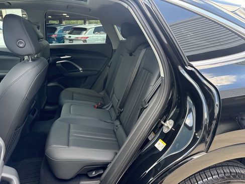 Used 2025 Audi Q5 Premium w/ Convenience Package AWD/4WD image 19