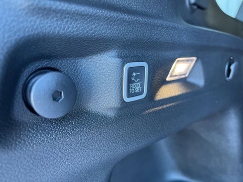 New 2025 Jeep Grand Cherokee L Altitude image 42