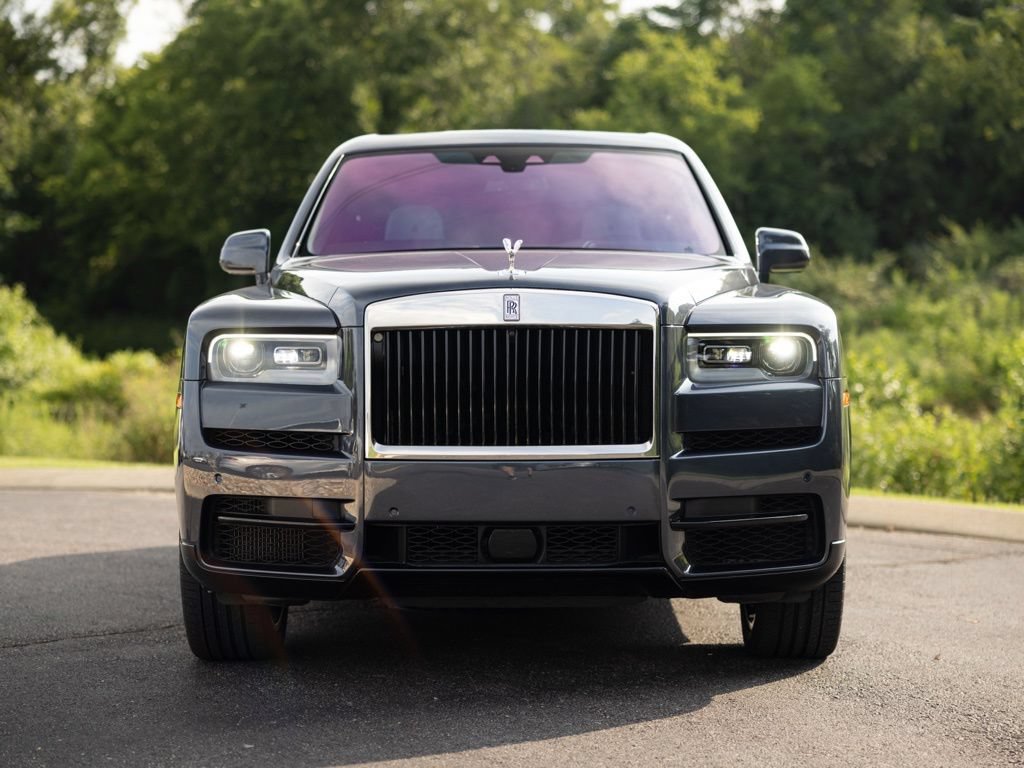 Used 2022 Rolls-Royce Cullinan w/ Cullinan Package AWD/4WD image 12
