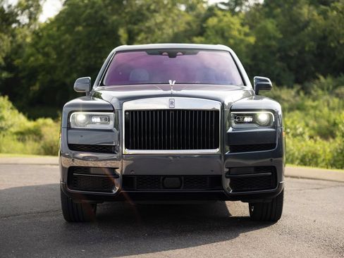 Certified 2022 Rolls-Royce Cullinan w/ Cullinan Package AWD/4WD image 12