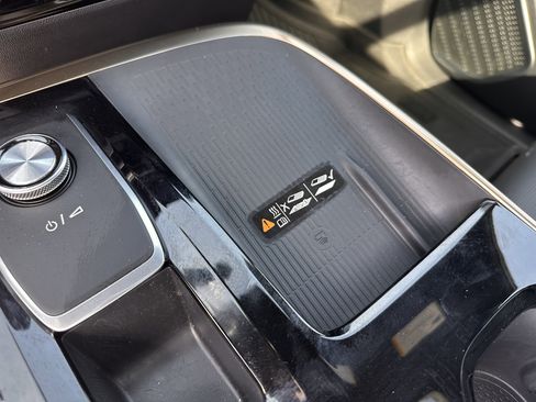 Certified 2025 Buick Enclave Avenir w/ Super Cruise Package image 26