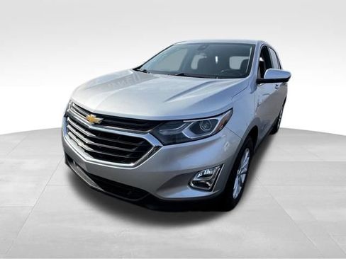 Used 2021 Chevrolet Equinox LT image 1