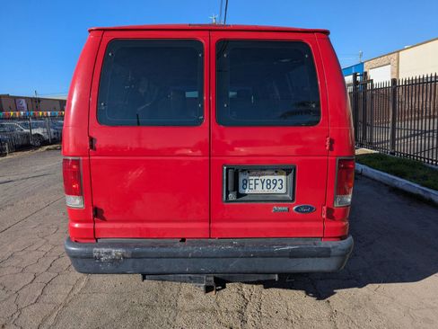 Used 2012 Ford E-150 and Econoline 150 Wagon image 4