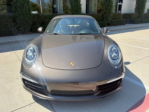 Used 2015 Porsche 911 Targa 4S AWD/4WD image 3