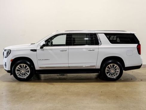 Used 2021 GMC Yukon XL SLT w/ Rear Media and Nav Package AWD/4WD image 37
