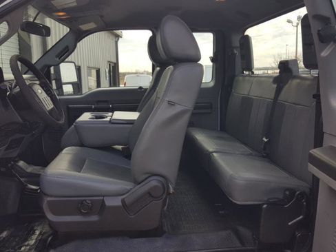 Used 2015 Ford F250 XL w/ Power Equipment Group image 18