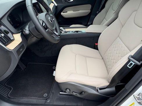 New 2026 Volvo XC60 B5 Plus w/ Protection Package Premier image 18