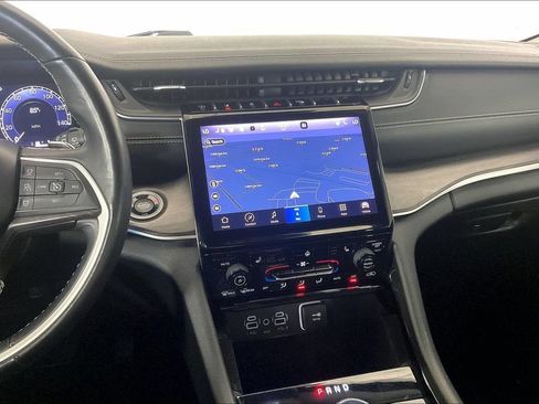 Used 2021 Jeep Grand Cherokee L Limited AWD/4WD image 8