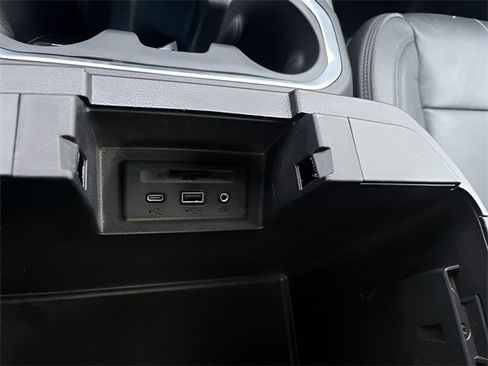 Used 2023 Chevrolet Silverado 3500 High Country w/ Z71 Off-Road Package image 24