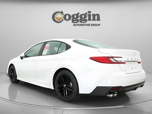 New 2026 Toyota Camry SE FWD image 10
