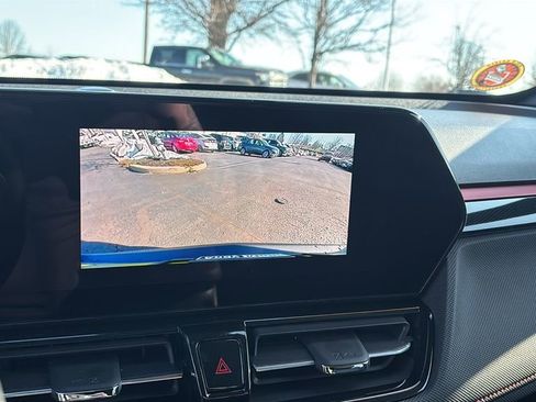 Used 2025 Chevrolet TrailBlazer RS w/ Convenience Package image 22