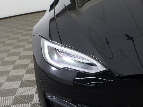 Used 2022 Tesla Model S image 16