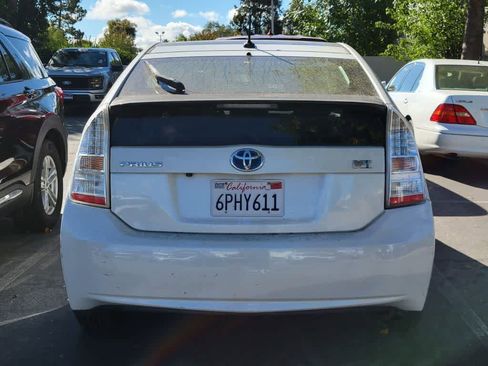 Used 2010 Toyota Prius Five FWD image 6