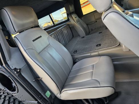 Used 2000 HUMMER H1 4-Door Wagon AWD/4WD image 35