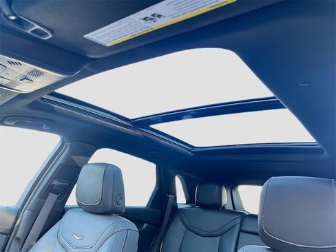 Certified 2025 Cadillac XT5 Premium Luxury image 22