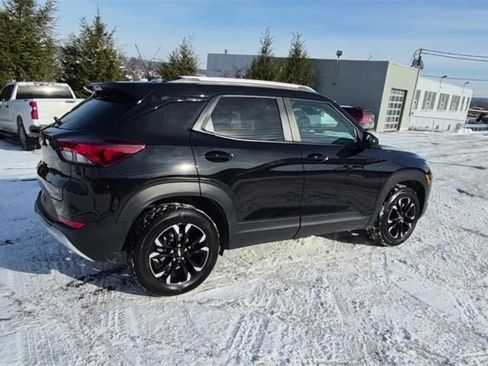 Used 2023 Chevrolet TrailBlazer LT w/ Convenience Package image 9