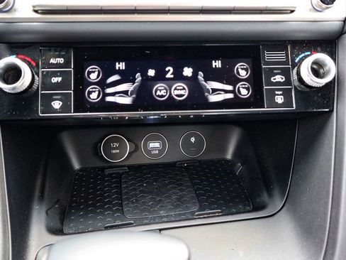 Used 2025 Genesis G70 2.5T w/ Sport Prestige Package image 31