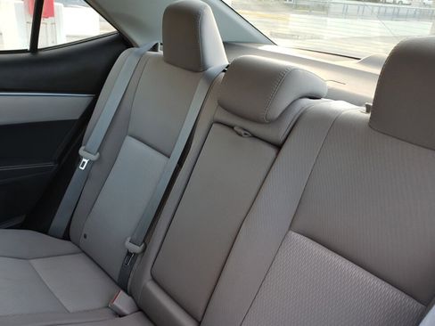 Used 2016 Toyota Corolla LE FWD image 12