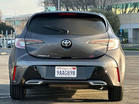 Used 2022 Toyota Corolla SE w/ SE Preferred Package image 5