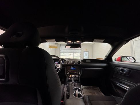 Used 2018 Ford Mustang Convertible image 16