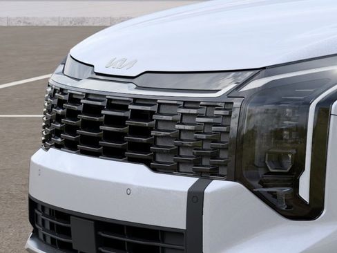 New 2026 Kia Sportage EX FWD image 12