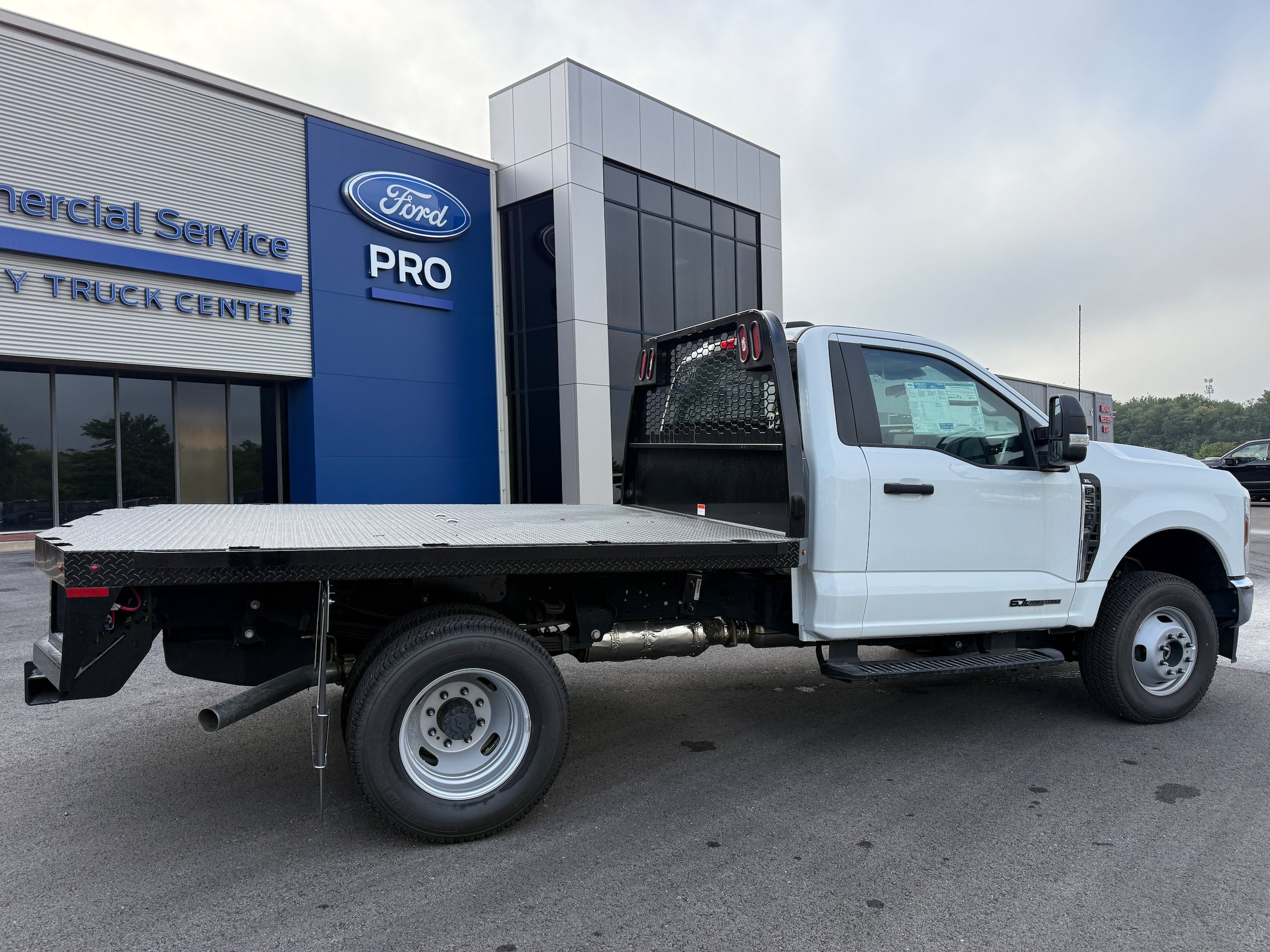 New 2025 Ford F350 XL w/ XL Chrome Package AWD/4WD image 10