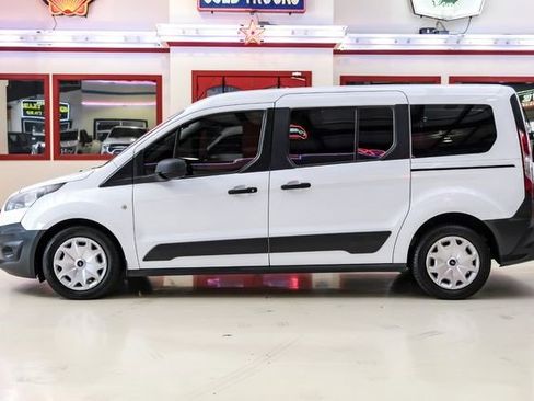 Used 2017 Ford Transit Connect XL image 12