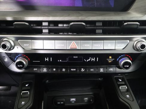 Used 2024 Kia Telluride EX X-Line image 5