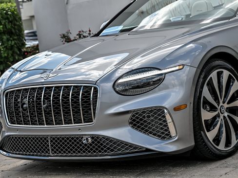 New 2026 Bentley Continental GT Azure AWD/4WD image 6