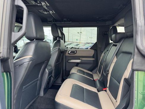 Used 2023 Ford Bronco Wildtrak image 12