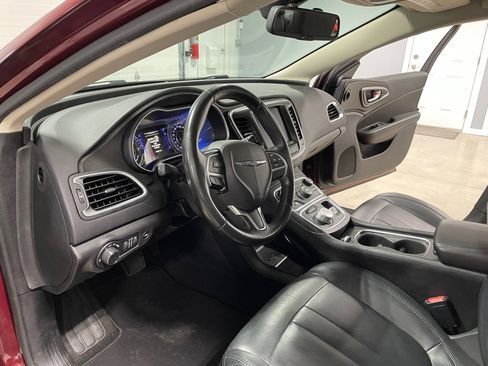 Used 2016 Chrysler 200 Limited Platinum image 9