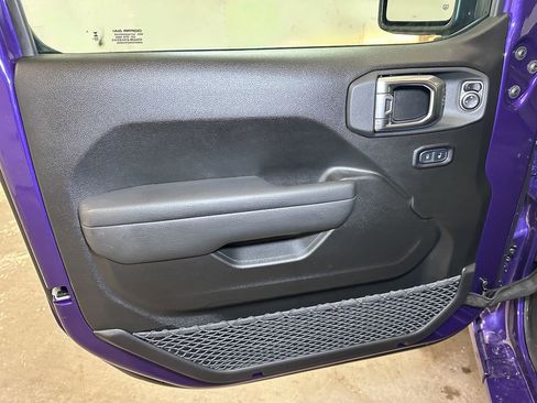 New 2026 Jeep Gladiator Sport image 16