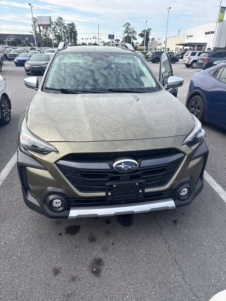 Used 2023 Subaru Outback Touring XT w/ Tech Package 2 AWD/4WD image 1