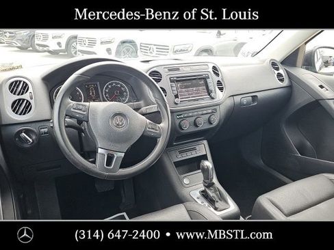 Used 2014 Volkswagen Tiguan SE image 11