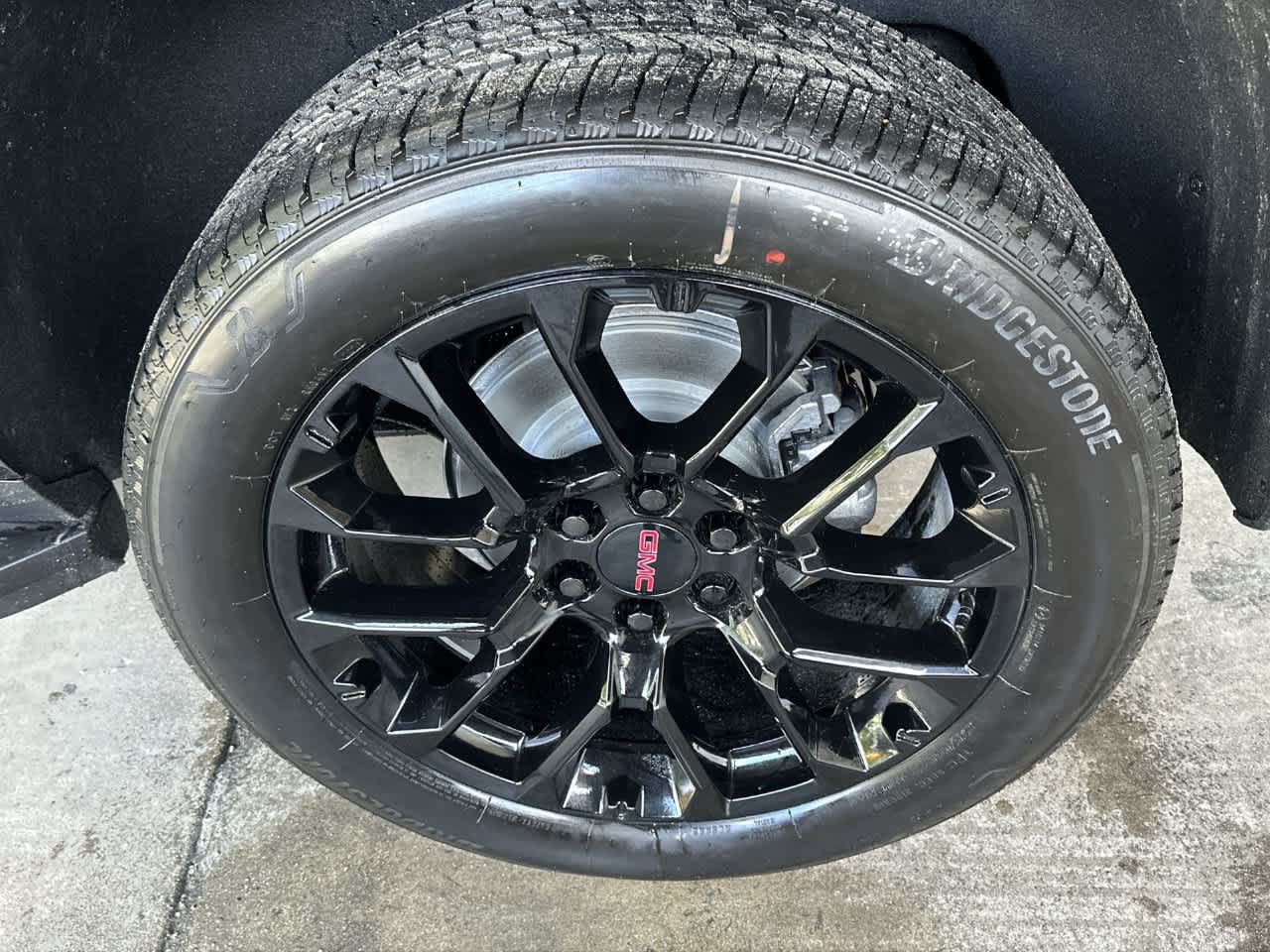 New 2026 GMC Yukon Denali RWD image 11