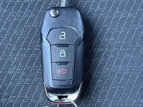 Used 2025 Ford F150 XLT w/ Equipment Group 301A Standard image 20