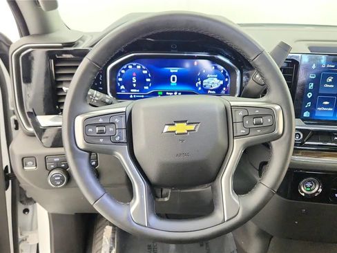 Used 2023 Chevrolet Silverado 1500 LT image 33