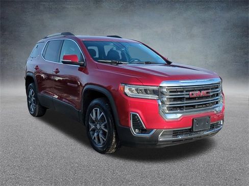 Used 2023 GMC Acadia SLT image 3