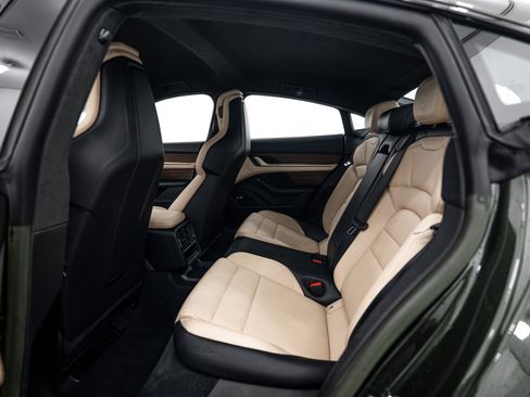 Certified 2022 Porsche Taycan GTS AWD/4WD image 20